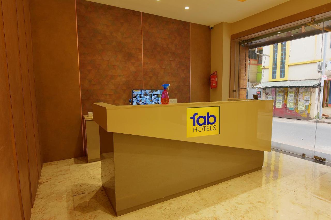 Fabhotel Eros 282 - Nr Sreebhumi Liluāh Exteriör bild